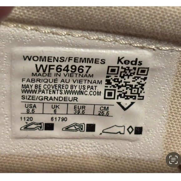 Keds Sneakers Women's 8½M Style#
WF64967 Jump Kick Slip Tropical Slip On Canvas - Picture 9 of 12